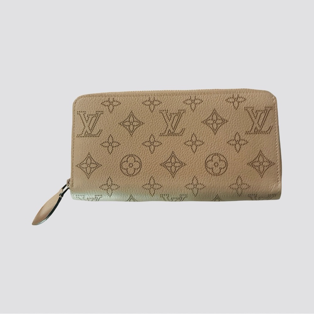 Louis Vuitton Zippy Monogram Monogram Wallet $399 BNIB